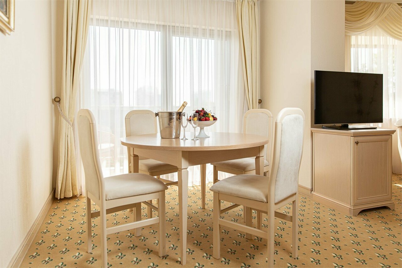 Гостиница Гранд отель Валентина Анапа