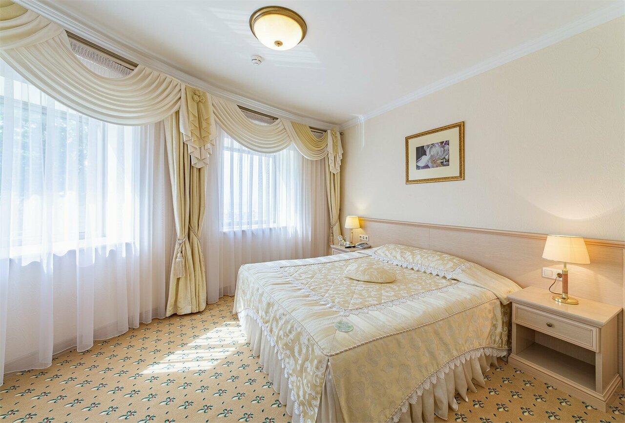 Гостиница Гранд отель Валентина Анапа