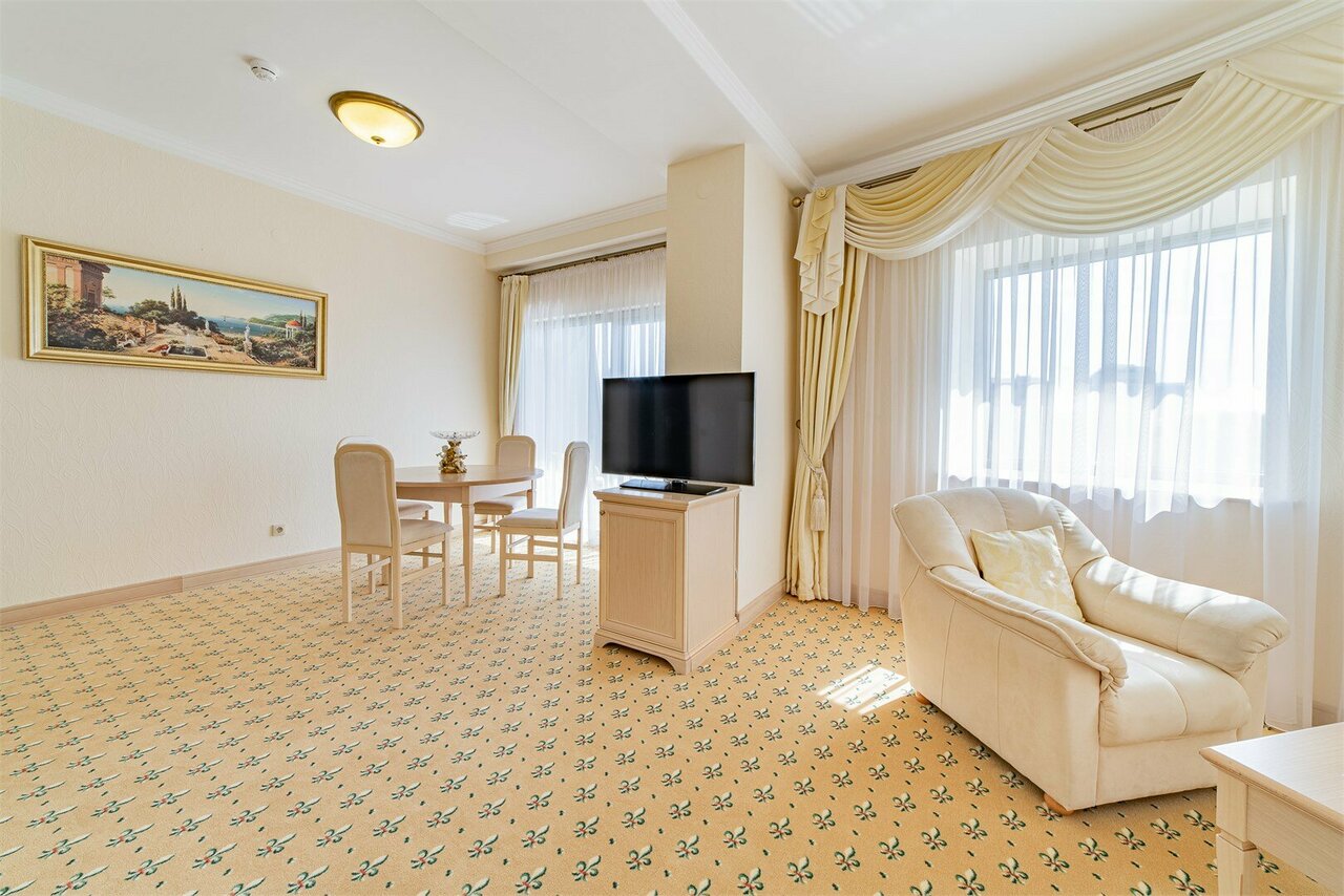 Гостиница Гранд отель Валентина Анапа