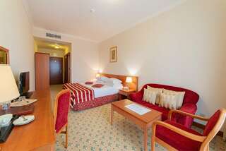 Гостиница Гранд отель Валентина Анапа Стандарт с двухместной кроватью-1