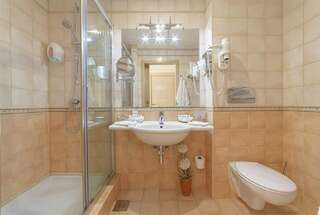 Гостиница Гранд отель Валентина Анапа Стандарт с двухместной кроватью-12