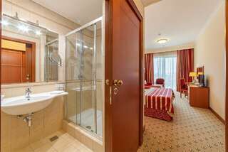 Гостиница Гранд отель Валентина Анапа Стандарт с двухместной кроватью-3