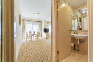 Гостиница Гранд отель Валентина Анапа Стандарт с двухместной кроватью-2